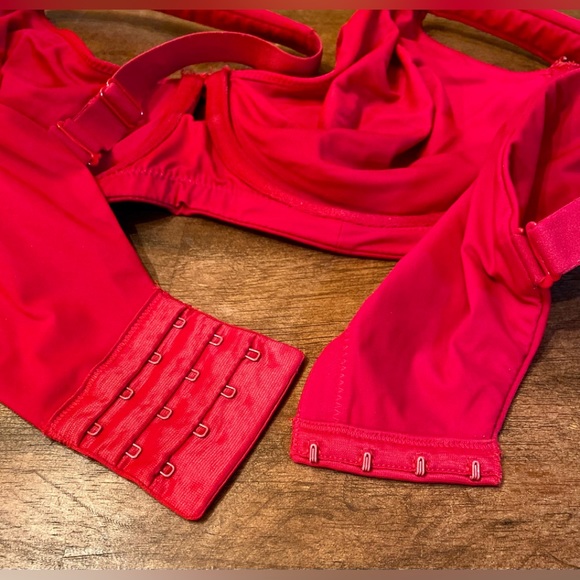 🌸Cacique Unlined Underwire Red Bra🌸 - Picture 5 of 9
